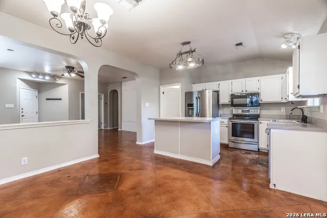 3737 Limestone Mesa Schertz, TX 78154
