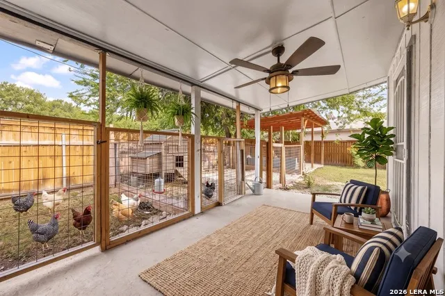 631 STOREYWOOD DR San Antonio, TX 78213