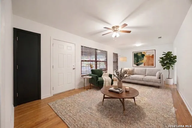 631 STOREYWOOD DR San Antonio, TX 78213