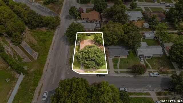 631 STOREYWOOD DR San Antonio, TX 78213