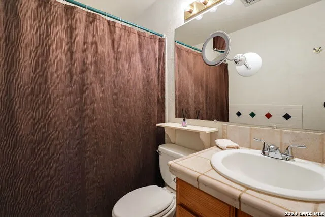 12302 Lone Shadow Trail Live Oak, TX 78233
