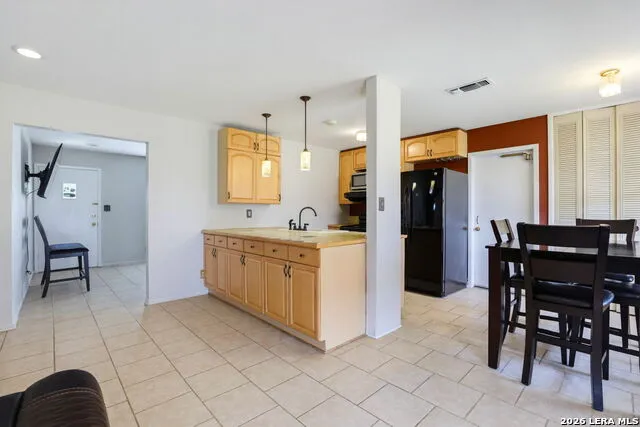 12302 Lone Shadow Trail Live Oak, TX 78233