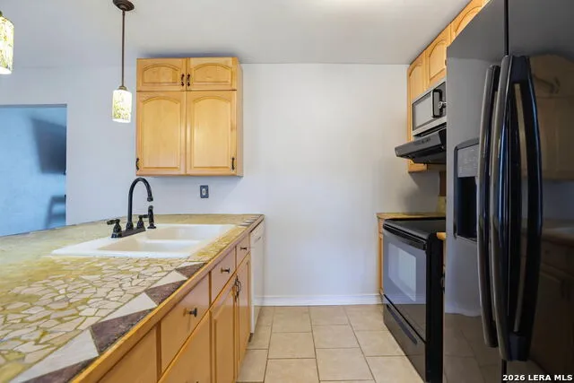 12302 Lone Shadow Trail Live Oak, TX 78233