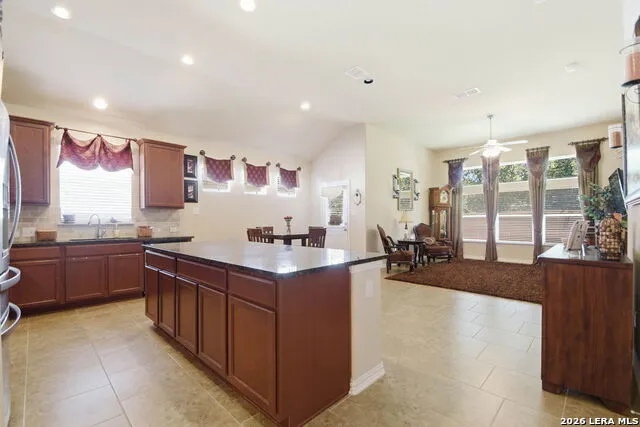 8307 BREEZY CV Selma, TX 78154