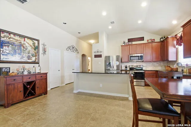 8307 BREEZY CV Selma, TX 78154