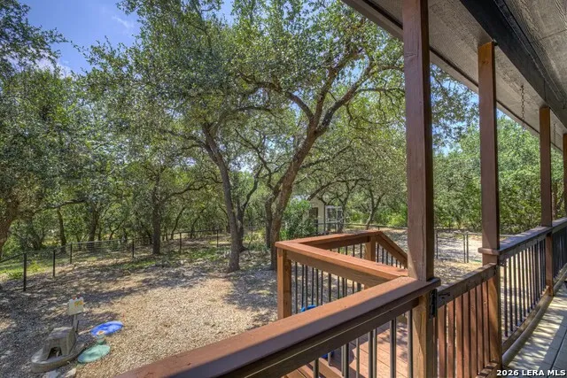 581 Lorne Canyon Lake, TX 78133