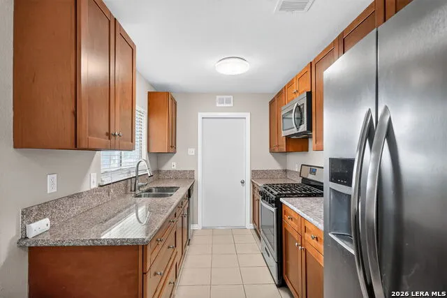 227 Balboa Universal City, TX 78148