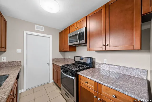 227 Balboa Universal City, TX 78148