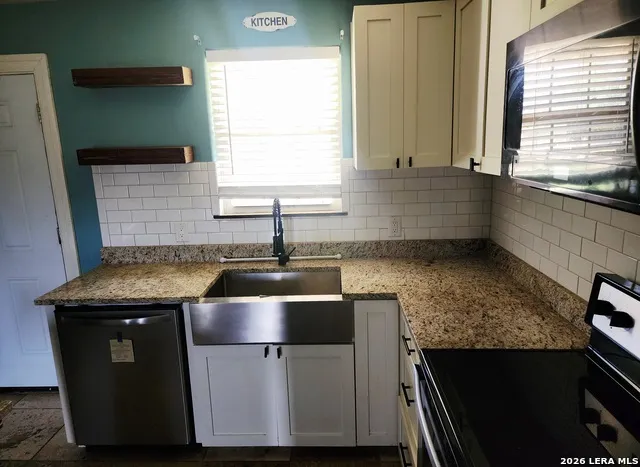 1645 Fm 3432 Adkins, TX 78101