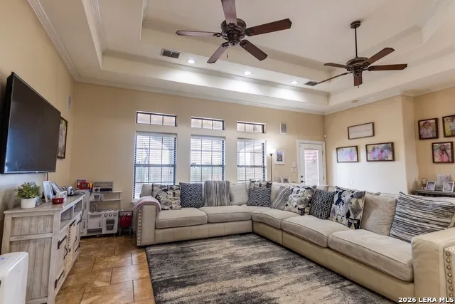 146 LAKEVIEW TRCE Three Rivers, TX 78071