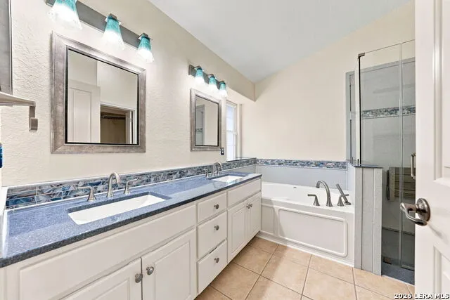1237 Victory Lane Kerrville, TX 78028