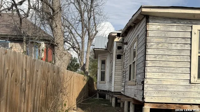 511 Olive San Antonio, TX 78202