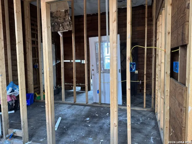 511 Olive San Antonio, TX 78202