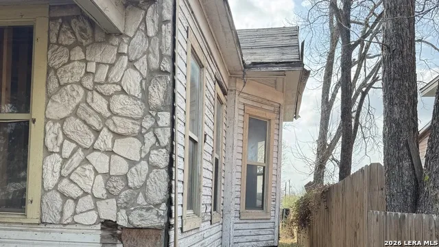 511 Olive San Antonio, TX 78202