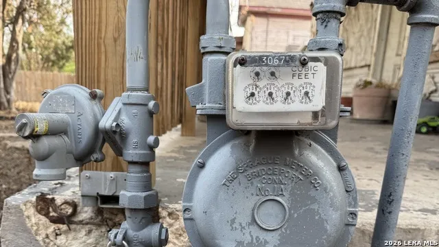 511 Olive San Antonio, TX 78202