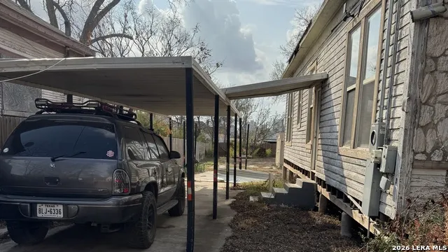 511 Olive San Antonio, TX 78202
