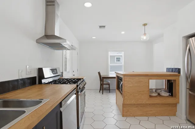 926 Lamar San Antonio, TX 78202