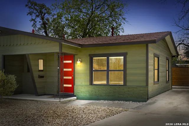 926 Lamar San Antonio, TX 78202