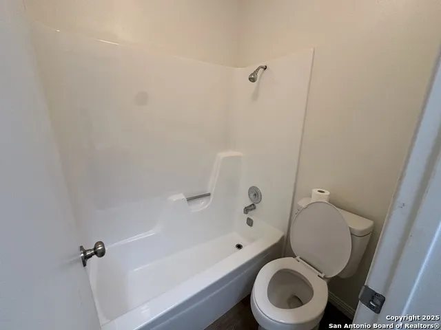2616 El Camino Dr Bay City, TX 77414