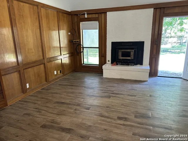 2616 El Camino Dr Bay City, TX 77414