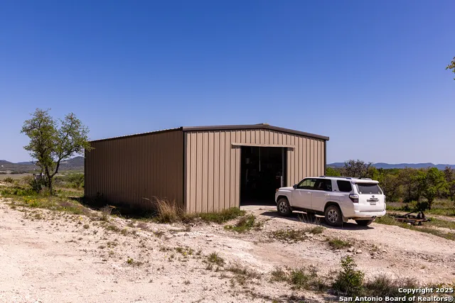 816 Cornelius Road Utopia, TX 78884