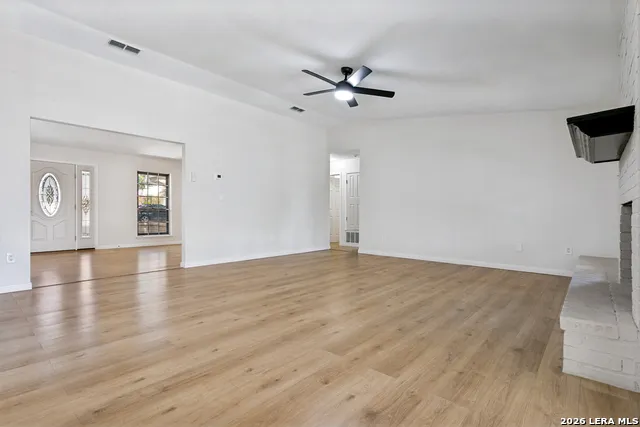 5806 ROYAL HVN San Antonio, TX 78239