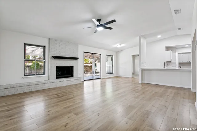 5806 ROYAL HVN San Antonio, TX 78239