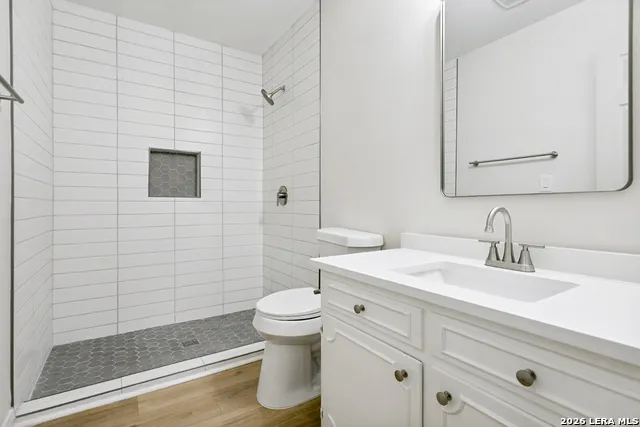5806 ROYAL HVN San Antonio, TX 78239