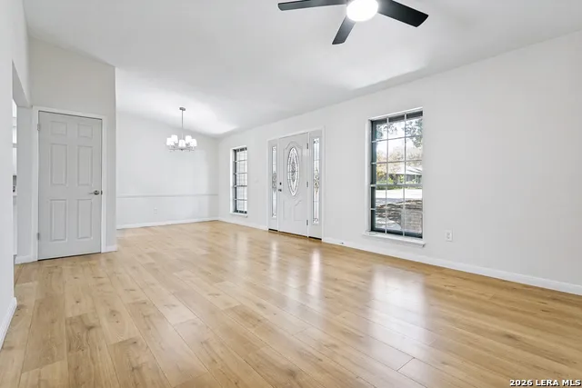 5806 ROYAL HVN San Antonio, TX 78239