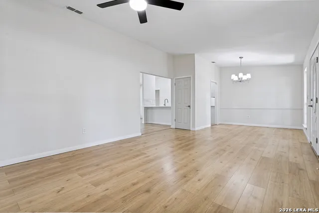 5806 ROYAL HVN San Antonio, TX 78239