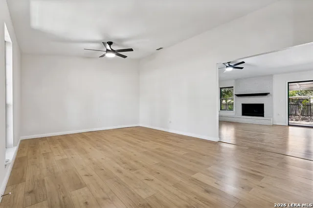 5806 ROYAL HVN San Antonio, TX 78239