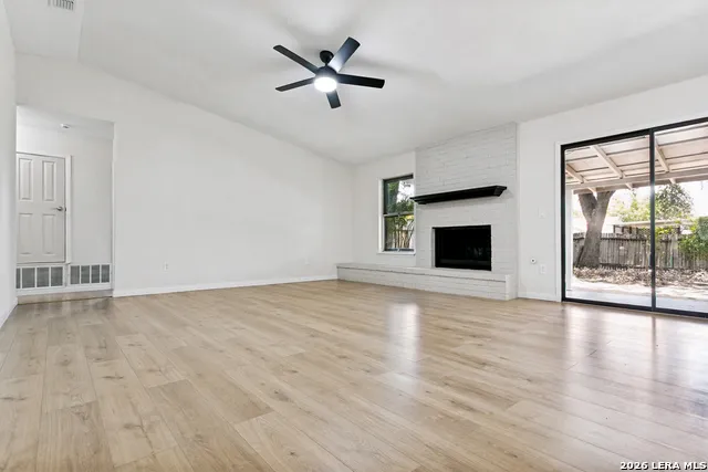 5806 ROYAL HVN San Antonio, TX 78239