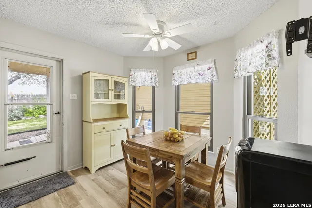 1445 Gloucester Point Kerrville, TX 78028