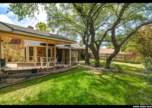 1445 Gloucester Point Kerrville, TX 78028