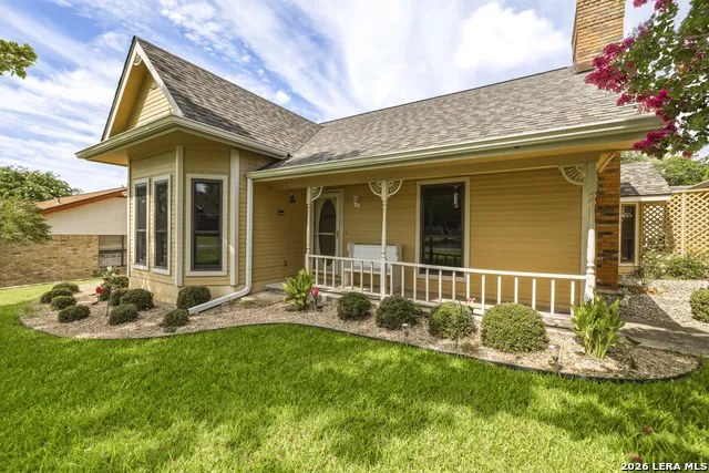 1445 Gloucester Point Kerrville, TX 78028