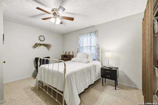 1445 Gloucester Point Kerrville, TX 78028