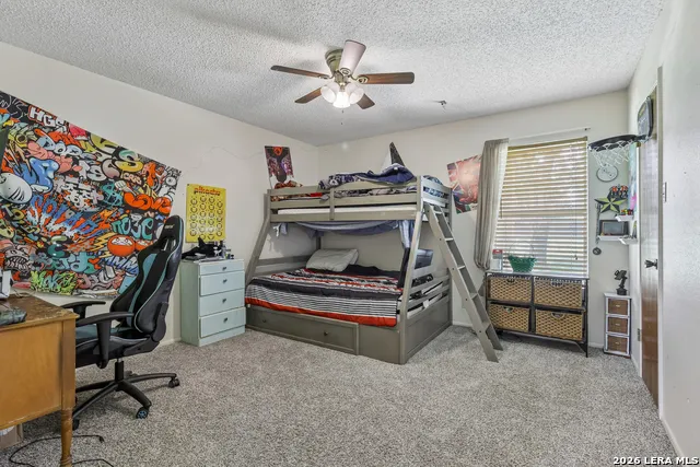 215 DEER RUN ST Pleasanton, TX 78064