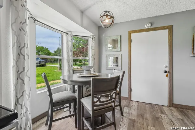 215 DEER RUN ST Pleasanton, TX 78064