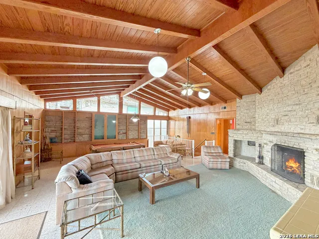 937 Hillcrest Canyon Lake, TX 78133