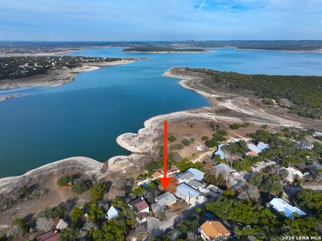 937 Hillcrest Canyon Lake, TX 78133