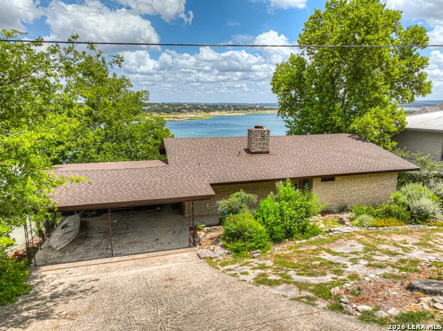 937 Hillcrest Canyon Lake, TX 78133