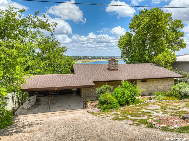 937 Hillcrest Canyon Lake, TX 78133