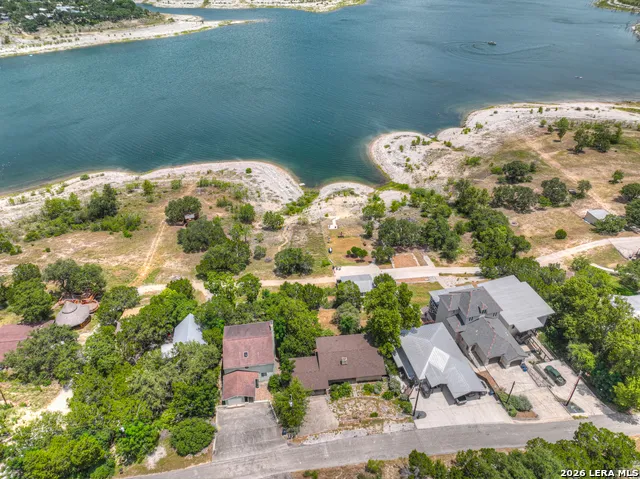 937 Hillcrest Canyon Lake, TX 78133