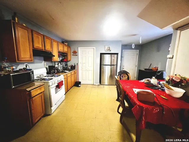 222 Tampa San Antonio, TX 78211