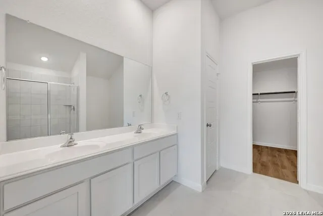 120 Greeley Drive Floresville, TX 78114