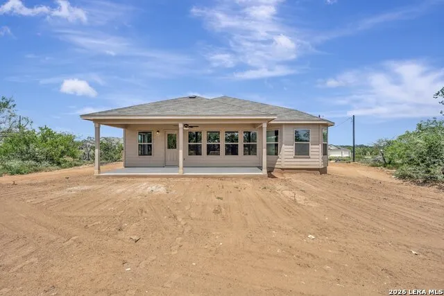 120 Greeley Drive Floresville, TX 78114