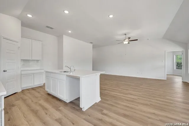 120 Greeley Drive Floresville, TX 78114