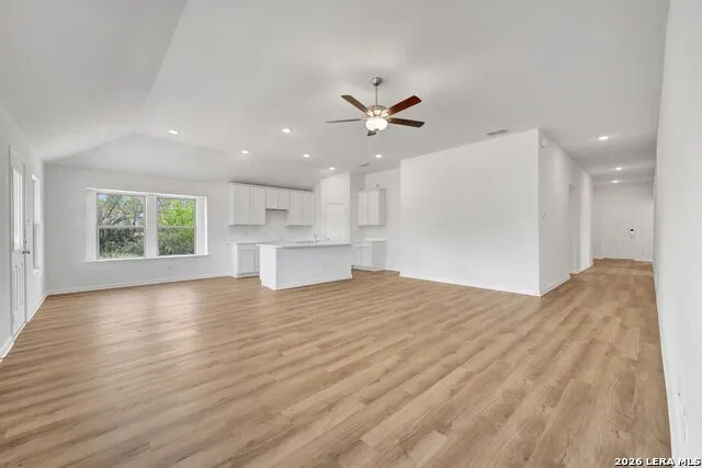 120 Greeley Drive Floresville, TX 78114