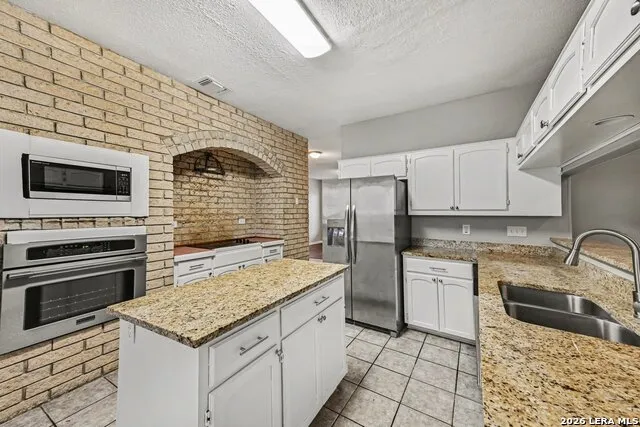 3713 HULL ST Schertz, TX 78154