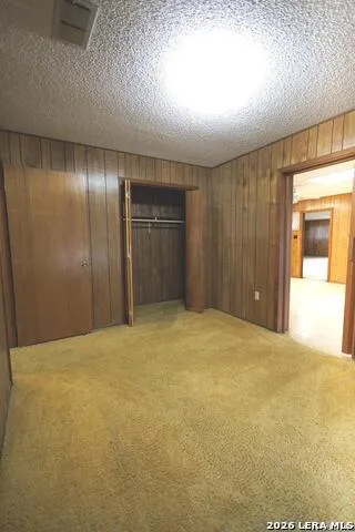 105 S Sayers Devine, TX 78016